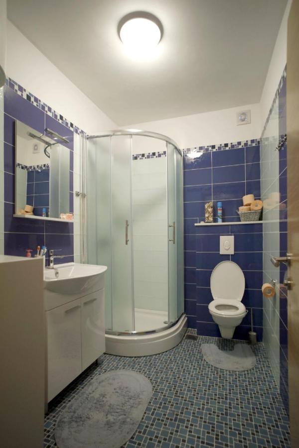 Апартаменты Apartman Kovacic Драге Экстерьер фото
